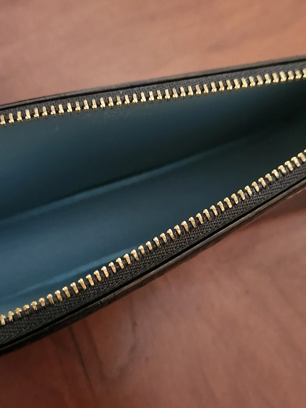 Louis Vuitton Black Monogram Vernis Pochette Bag - Picture 8 of 9